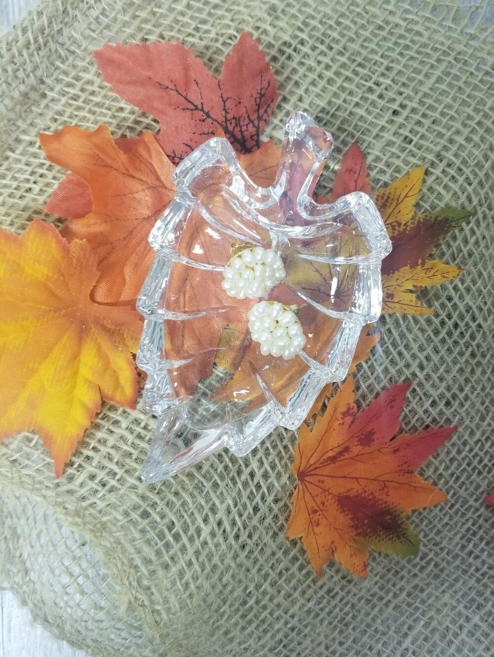 Vintage Crystal Leaf Trinket Dish - Picture 2 of 6